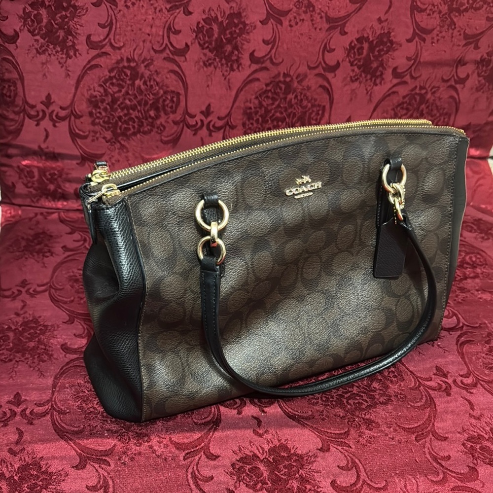 Coach Signature Brown and Black Shoulder Bag